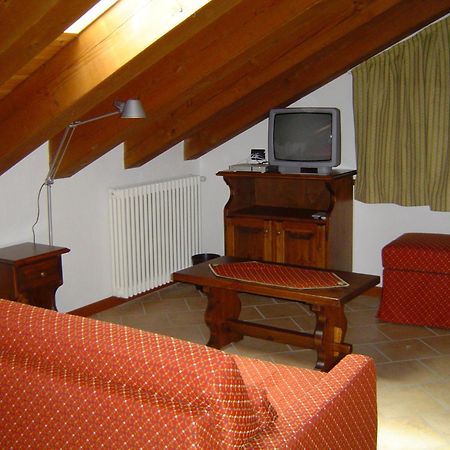 Valley Vacanze بروسون الغرفة الصورة